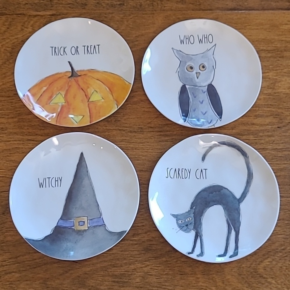 RAE DUNN Set of 4 Melamine Halloween Dessert Plates
